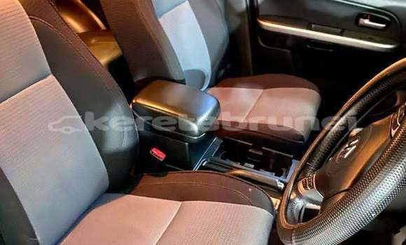 Buy Used Suzuki Grand Vitara Other Car in Bandar Seri Begawan in Brunei-Muara Buy Used Suzuki Grand Vitara Other Car in Bandar Seri Begawan in Brunei-Muara