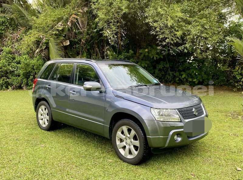 Big with watermark suzuki grand vitara brunei muara bandar seri begawan 7798