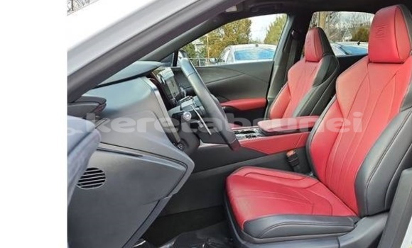 Buy Used Lexus RX 350 White Car in Bandar Seri Begawan in Brunei-Muara Buy Used Lexus RX 350 White Car in Bandar Seri Begawan in Brunei-Muara