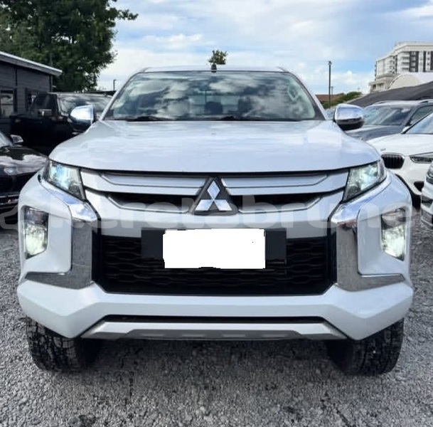 Big with watermark mitsubishi l200 brunei muara bandar seri begawan 7806