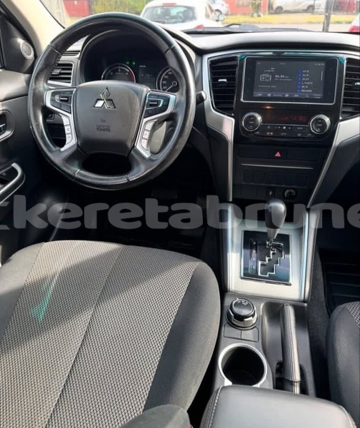 Big with watermark mitsubishi l200 brunei muara bandar seri begawan 7806