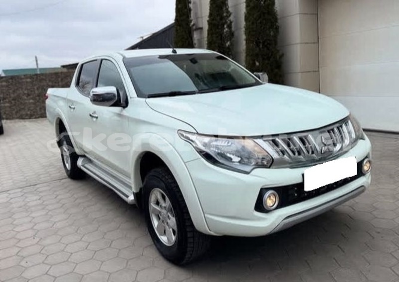 Big with watermark mitsubishi l200 brunei muara bandar seri begawan 7815