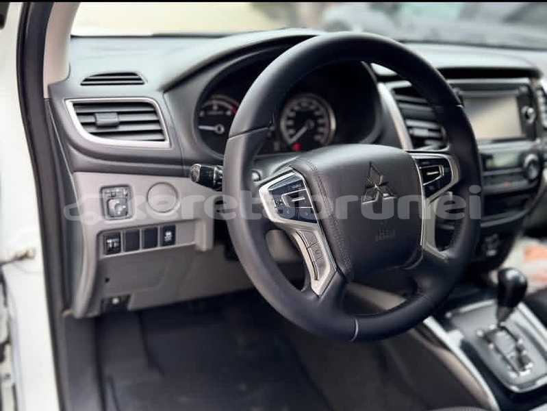 Big with watermark mitsubishi l200 brunei muara bandar seri begawan 7815