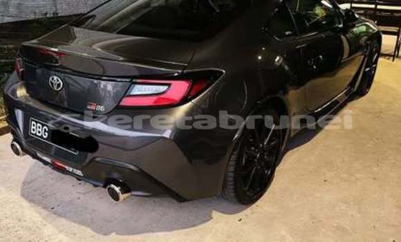 Buy Used Toyota Alphard Other Car in Bandar Seri Begawan in Brunei-Muara Buy Used Toyota Alphard Other Car in Bandar Seri Begawan in Brunei-Muara