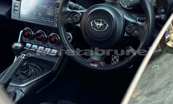 Buy Used Toyota Gaia Red Car in Bandar Seri Begawan in Brunei-Muara Buy Used Toyota Gaia Red Car in Bandar Seri Begawan in Brunei-Muara