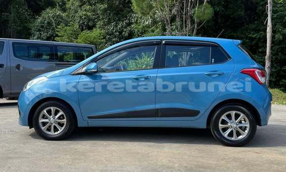 Buy Used Hyundai i10 Blue Car in Bandar Seri Begawan in Brunei-Muara Buy Used Hyundai i10 Blue Car in Bandar Seri Begawan in Brunei-Muara