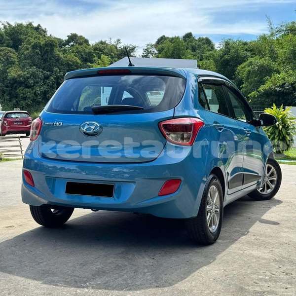 Big with watermark hyundai i10 brunei muara bandar seri begawan 7836
