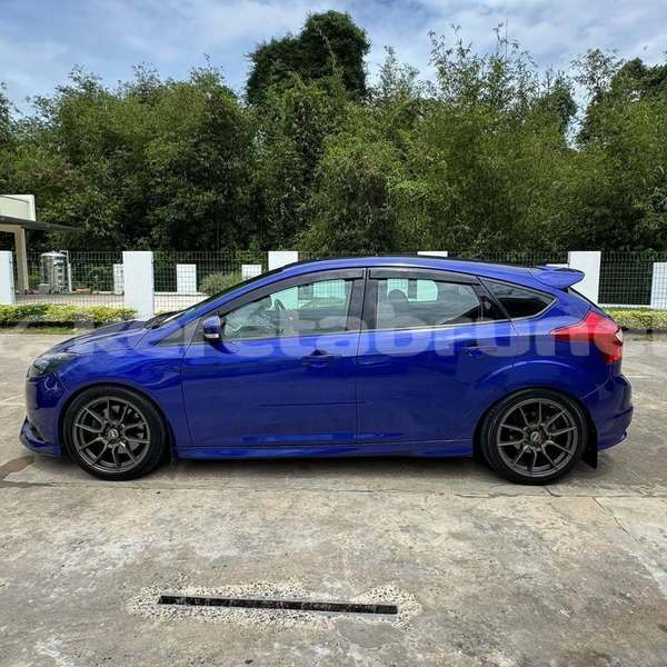 Big with watermark ford focus brunei muara bandar seri begawan 7840