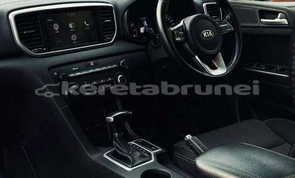 Buy Used Kia Sportage Red Car in Bandar Seri Begawan in Brunei-Muara Buy Used Kia Sportage Red Car in Bandar Seri Begawan in Brunei-Muara