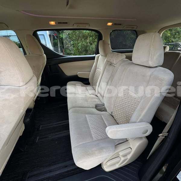 Big with watermark nissan elgrand brunei muara bandar seri begawan 7852