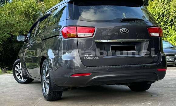 Buy Used Kia Carnival Black Car in Bandar Seri Begawan in Brunei-Muara Buy Used Kia Carnival Black Car in Bandar Seri Begawan in Brunei-Muara