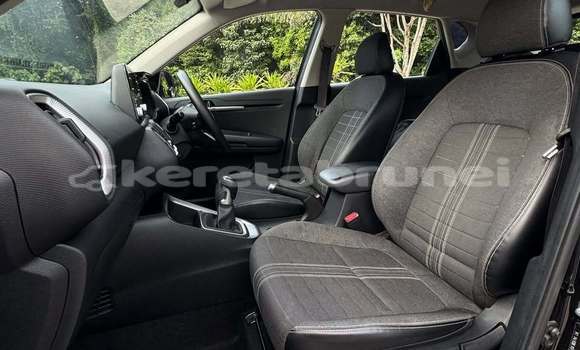 Buy Used Kia Sorento Black Car in Bandar Seri Begawan in Brunei-Muara Buy Used Kia Sorento Black Car in Bandar Seri Begawan in Brunei-Muara