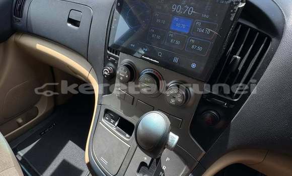 Buy Used Hyundai H1 White Car in Bandar Seri Begawan in Brunei-Muara Buy Used Hyundai H1 White Car in Bandar Seri Begawan in Brunei-Muara