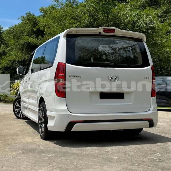 Big with watermark hyundai h1 brunei muara bandar seri begawan 7861