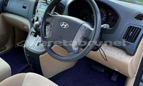 Buy Used Hyundai H1 Other Car in Bandar Seri Begawan in Brunei-Muara Buy Used Hyundai H1 Other Car in Bandar Seri Begawan in Brunei-Muara
