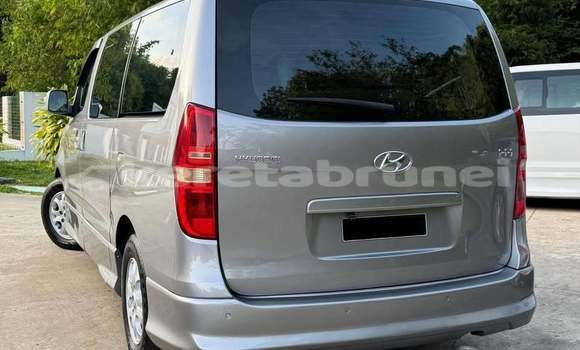 Buy Used Hyundai H1 Other Car in Bandar Seri Begawan in Brunei-Muara Buy Used Hyundai H1 Other Car in Bandar Seri Begawan in Brunei-Muara