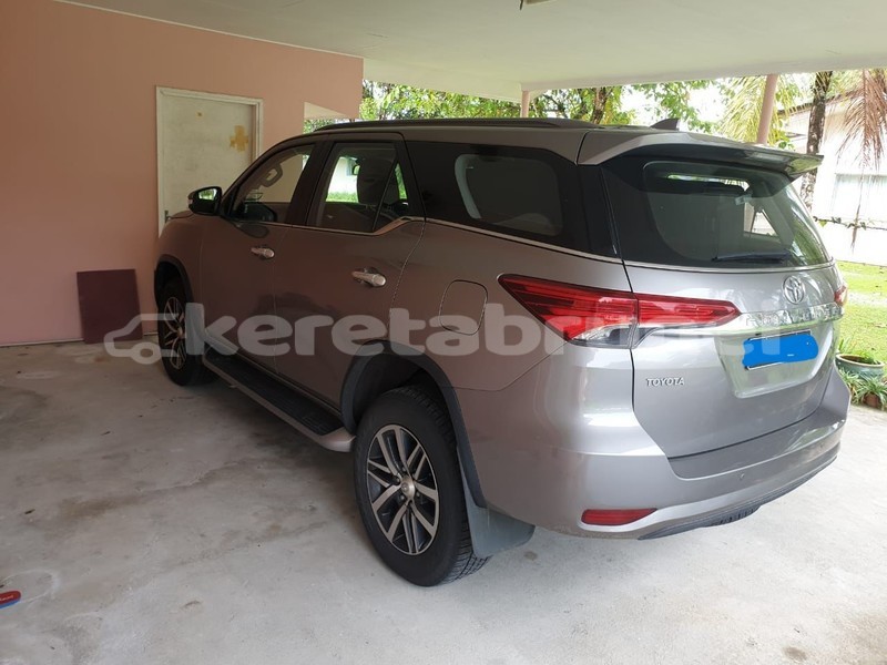Big with watermark toyota fortuner belait kuala belait 7871