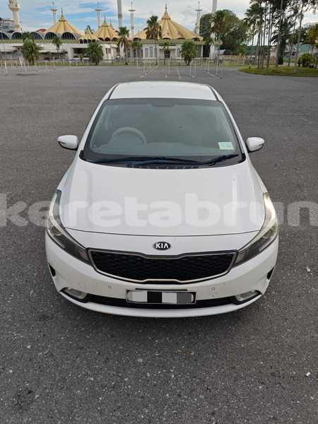 Big with watermark kia cerato belait seria 7872