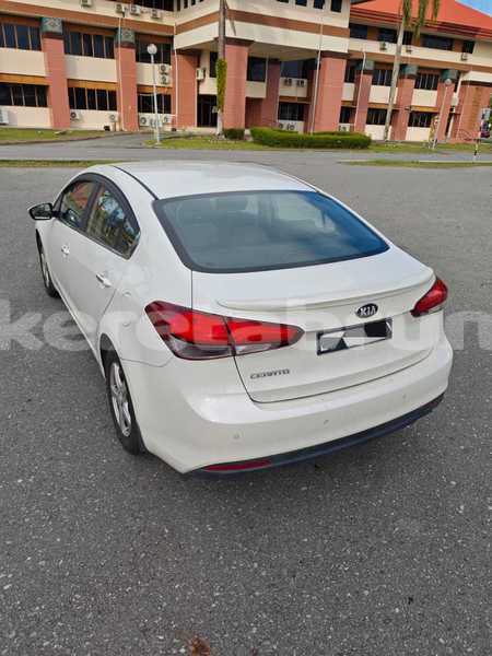 Big with watermark kia cerato belait seria 7872