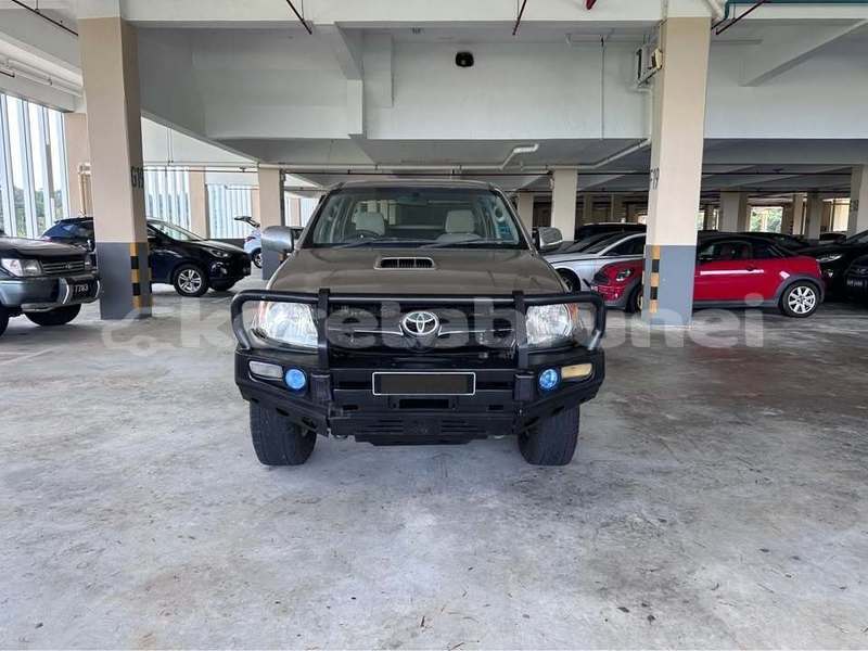 Big with watermark toyota hilux brunei muara bandar seri begawan 7888