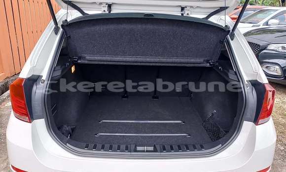 Buy Used BMW X1 White Car in Bandar Seri Begawan in Brunei-Muara Buy Used BMW X1 White Car in Bandar Seri Begawan in Brunei-Muara