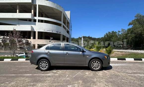 Buy Used Mitsubishi Lancer Other Car in Bandar Seri Begawan in Brunei-Muara Buy Used Mitsubishi Lancer Other Car in Bandar Seri Begawan in Brunei-Muara