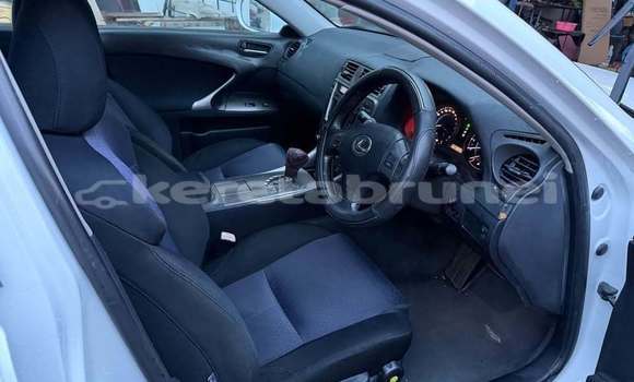 Buy Used Lexus IS White Car in Bandar Seri Begawan in Brunei-Muara Buy Used Lexus IS White Car in Bandar Seri Begawan in Brunei-Muara