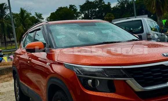 Buy Used Kia Sephia Red Car in Bandar Seri Begawan in Brunei-Muara Buy Used Kia Sephia Red Car in Bandar Seri Begawan in Brunei-Muara