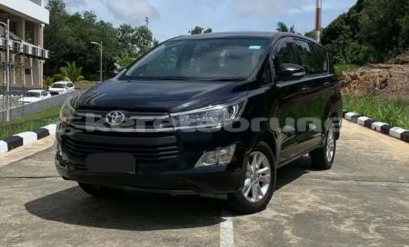 Buy Used Toyota innova Black Car in Bandar Seri Begawan in Brunei-Muara