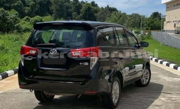 Buy Used Toyota innova Black Car in Bandar Seri Begawan in Brunei-Muara Buy Used Toyota innova Black Car in Bandar Seri Begawan in Brunei-Muara