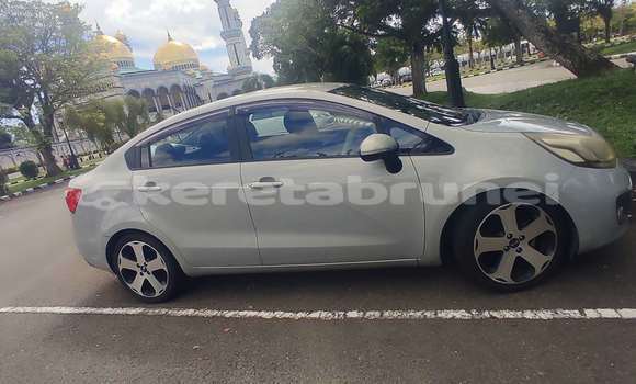 Buy Used Kia Rio Silver Car in Bandar Seri Begawan in Brunei-Muara Buy Used Kia Rio Silver Car in Bandar Seri Begawan in Brunei-Muara