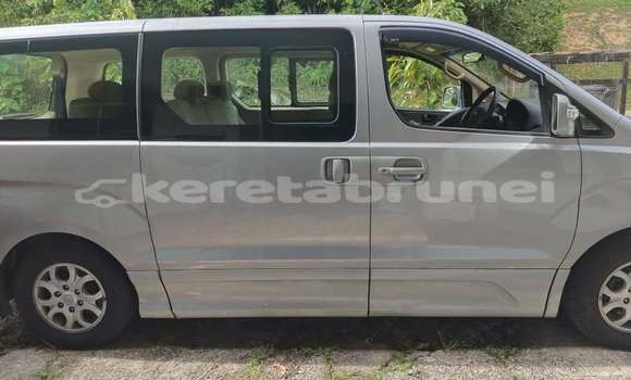 Buy Used Hyundai H1 Other Car in Bandar Seri Begawan in Brunei-Muara Buy Used Hyundai H1 Other Car in Bandar Seri Begawan in Brunei-Muara