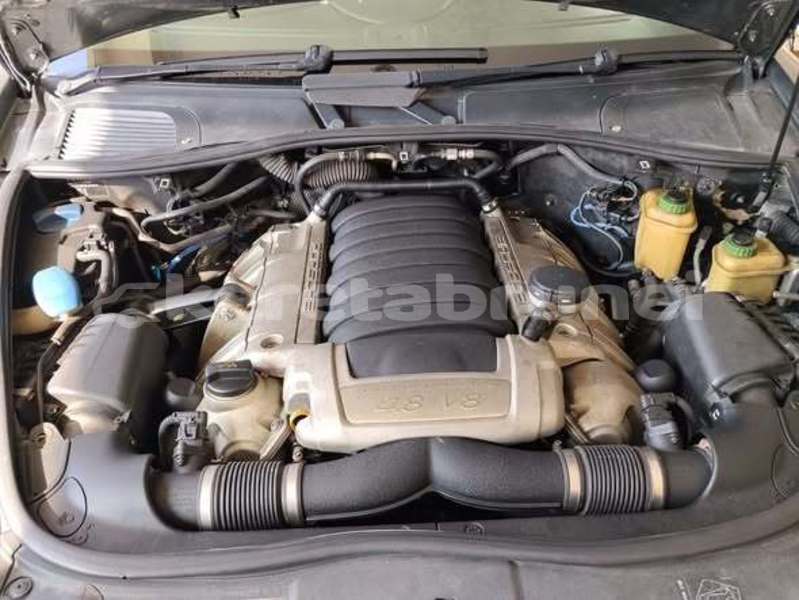 Big with watermark porsche cayenne brunei muara bandar seri begawan 7916