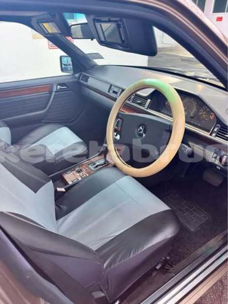 Big with watermark mercedes viano brunei muara bandar seri begawan 7923