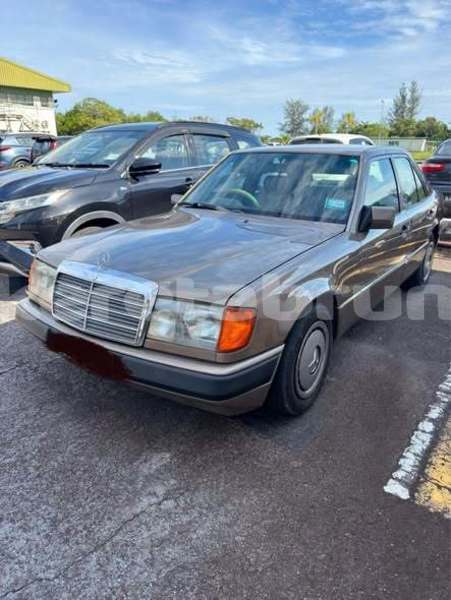 Big with watermark mercedes viano brunei muara bandar seri begawan 7923