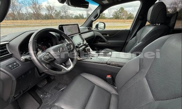 Buy Used Lexus LX White Car in Bangar in Temburong Buy Used Lexus LX White Car in Bangar in Temburong