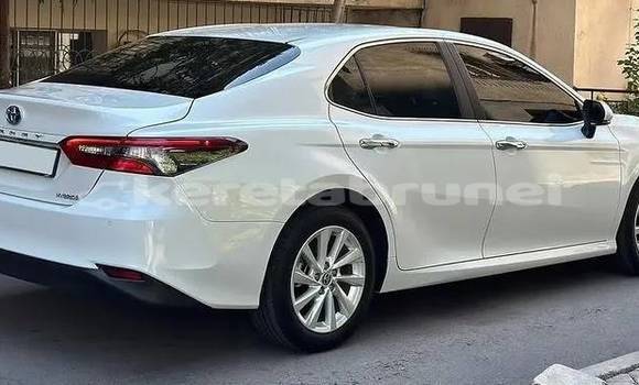 Buy Used Toyota Camry White Car in Bandar Seri Begawan in Brunei-Muara Buy Used Toyota Camry White Car in Bandar Seri Begawan in Brunei-Muara
