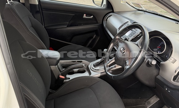 Buy Used Kia Sportage White Car in Bandar Seri Begawan in Brunei-Muara Buy Used Kia Sportage White Car in Bandar Seri Begawan in Brunei-Muara