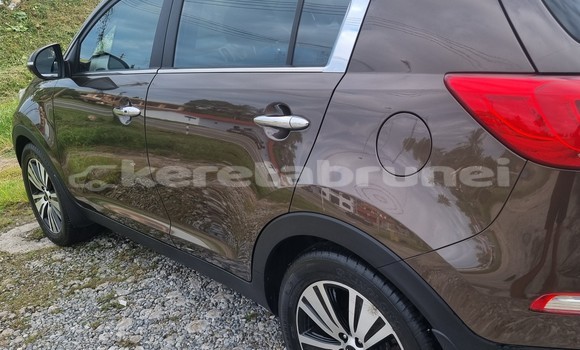 Buy Used Kia Sportage Brown Car in Bandar Seri Begawan in Brunei-Muara Buy Used Kia Sportage Brown Car in Bandar Seri Begawan in Brunei-Muara