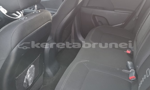 Buy Used Kia Sportage Brown Car in Bandar Seri Begawan in Brunei-Muara Buy Used Kia Sportage Brown Car in Bandar Seri Begawan in Brunei-Muara