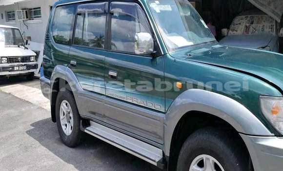 Buy Used Toyota Land Cruiser Prado Green Car in Bandar Seri Begawan in Brunei-Muara Buy Used Toyota Land Cruiser Prado Green Car in Bandar Seri Begawan in Brunei-Muara