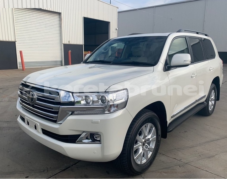 Big with watermark toyota land cruiser brunei muara bandar seri begawan 7954