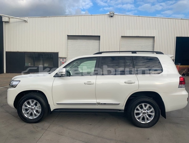 Big with watermark toyota land cruiser brunei muara bandar seri begawan 7954