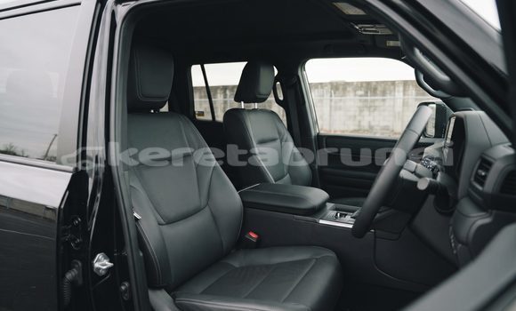 Buy Used Toyota Land Cruiser Prado Black Car in Bandar Seri Begawan in Brunei-Muara Buy Used Toyota Land Cruiser Prado Black Car in Bandar Seri Begawan in Brunei-Muara
