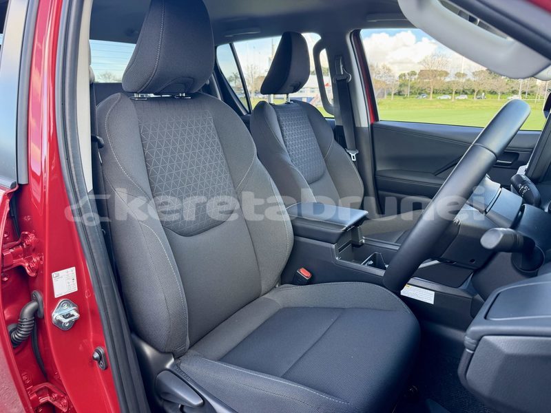 Big with watermark toyota hilux brunei muara bandar seri begawan 7973