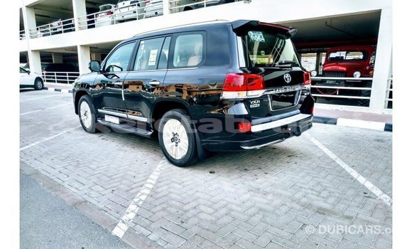 Buy Import Toyota Land Cruiser Black Car in Import - Dubai in Belait Buy Import Toyota Land Cruiser Black Car in Import - Dubai in Belait