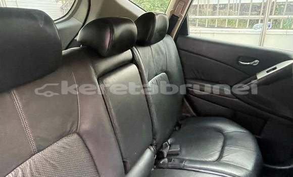 Buy Used Mitsubishi Carisma White Car in Bandar Seri Begawan in Brunei-Muara Buy Used Mitsubishi Carisma White Car in Bandar Seri Begawan in Brunei-Muara