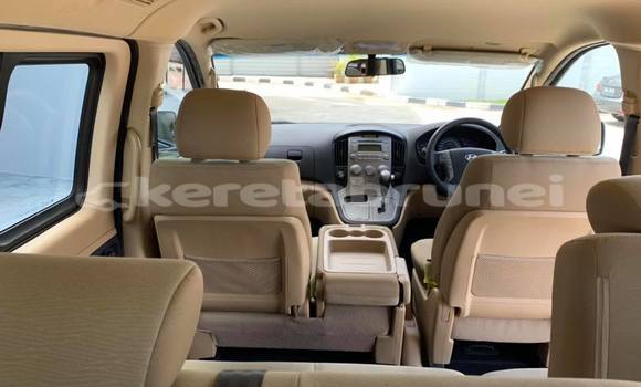 Buy Used Hyundai H1 Silver Car in Bandar Seri Begawan in Brunei-Muara Buy Used Hyundai H1 Silver Car in Bandar Seri Begawan in Brunei-Muara