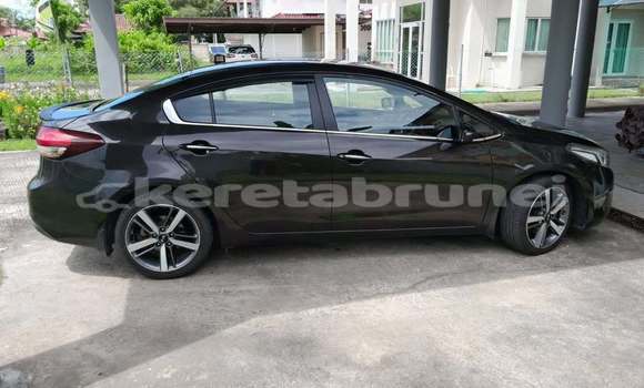 Buy Used Kia Cerato Black Car in Bandar Seri Begawan in Brunei-Muara