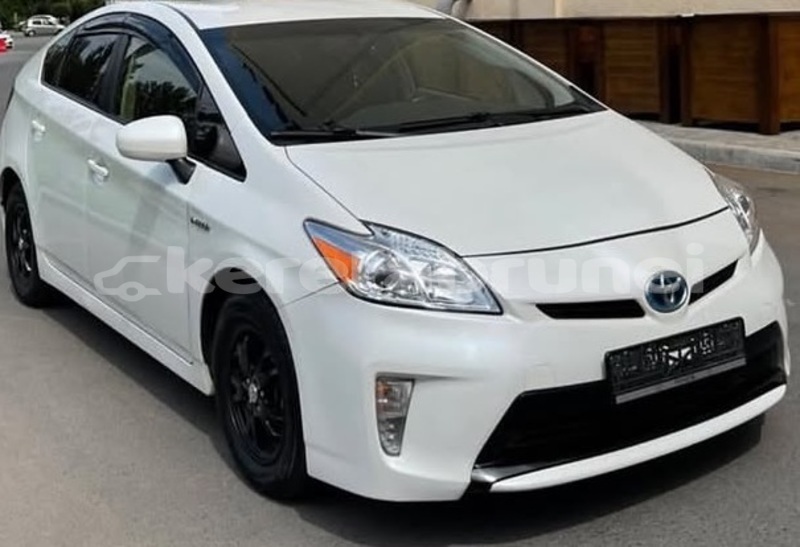 Big with watermark toyota prius brunei muara bandar seri begawan 8022